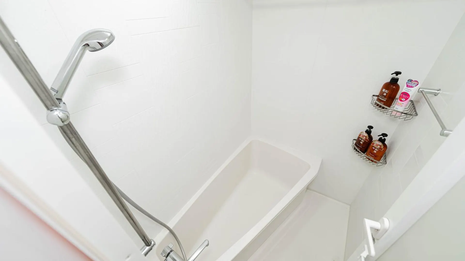 Shinjuku Center High-Rise Building Welcomes Couples, Friends And Families 도쿄 0*,